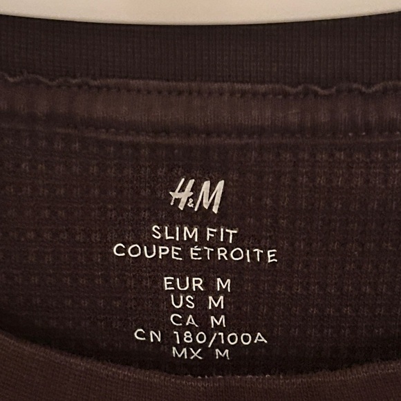 H&M Men's Brown Long Sleeve Waffle Tee, size M Slim Fit - Picture 3 of 3